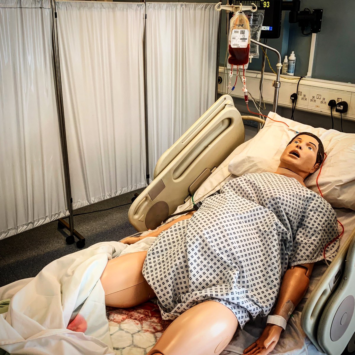 trentsimulation's tweet image. MOST - Multidisciplinary Obstetric Simulation Training! Let the clean up commence  #simtechlife