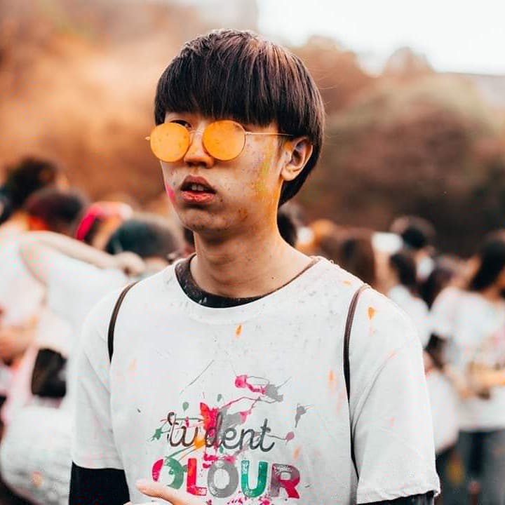 ColourShef's tweet photo. More photos from last Saturdays Sheffield Student Colour Run 🌈❤️💜🧡💛💙💚

More coming soon to this page. You can find the full album on our Facebook page 🌞🎉🙂

#studentcolour #run #Sheffield #uniofsheffield #sheffieldhallam #thatfridayfeeling https://t.co/iUTBImWOtm