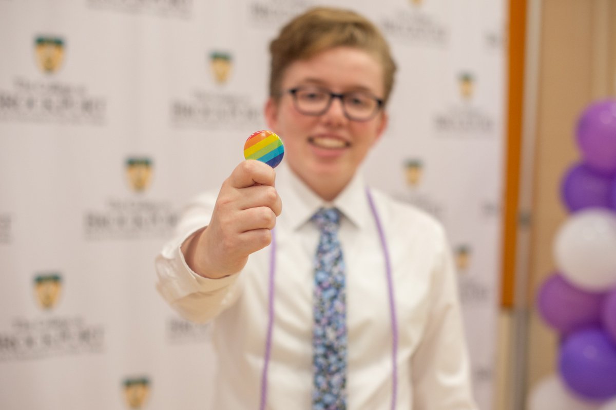 Brockport's tweet photo. In the spirit of commencement month, we're still relishing the joy of our 1st-ever Lavender Ceremony 💜

Thanks to @canalchronicles, we can continue to relive the pride, "welcome diversity and celebrate inclusion". Read the full article, here: https://t.co/XAj4Uw0LP6

#bportpride https://t.co/cYrEhlSW6u