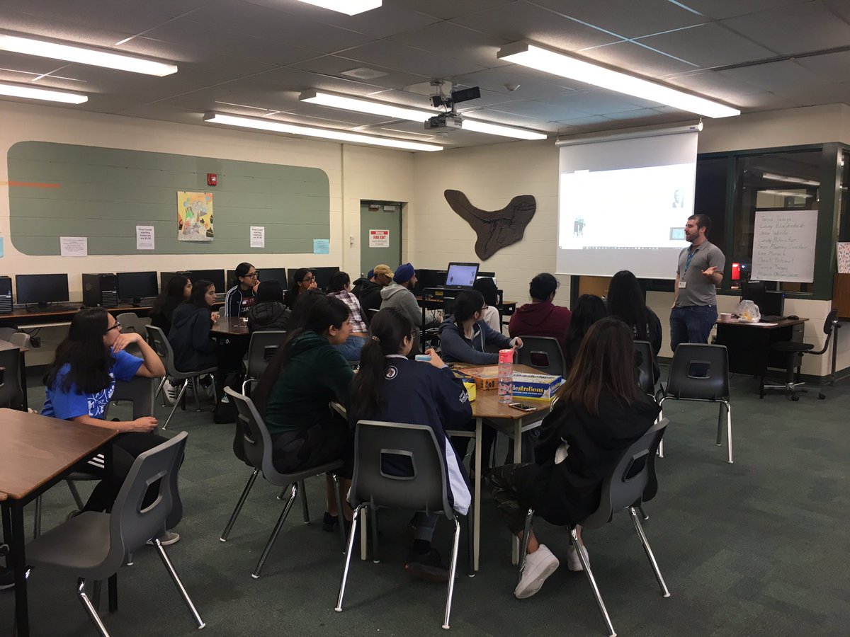 MrKingPeel's tweet photo. So much fun in the morning with John Harris, giving us an opportunity to de-stress and work on our social communication through games! Just one of six workshops running this morning. Great start to North Park’s Wellness Day @NPSSwellness @NorthParkSSca @PeelSchools https://t.co/d4309yRqnj