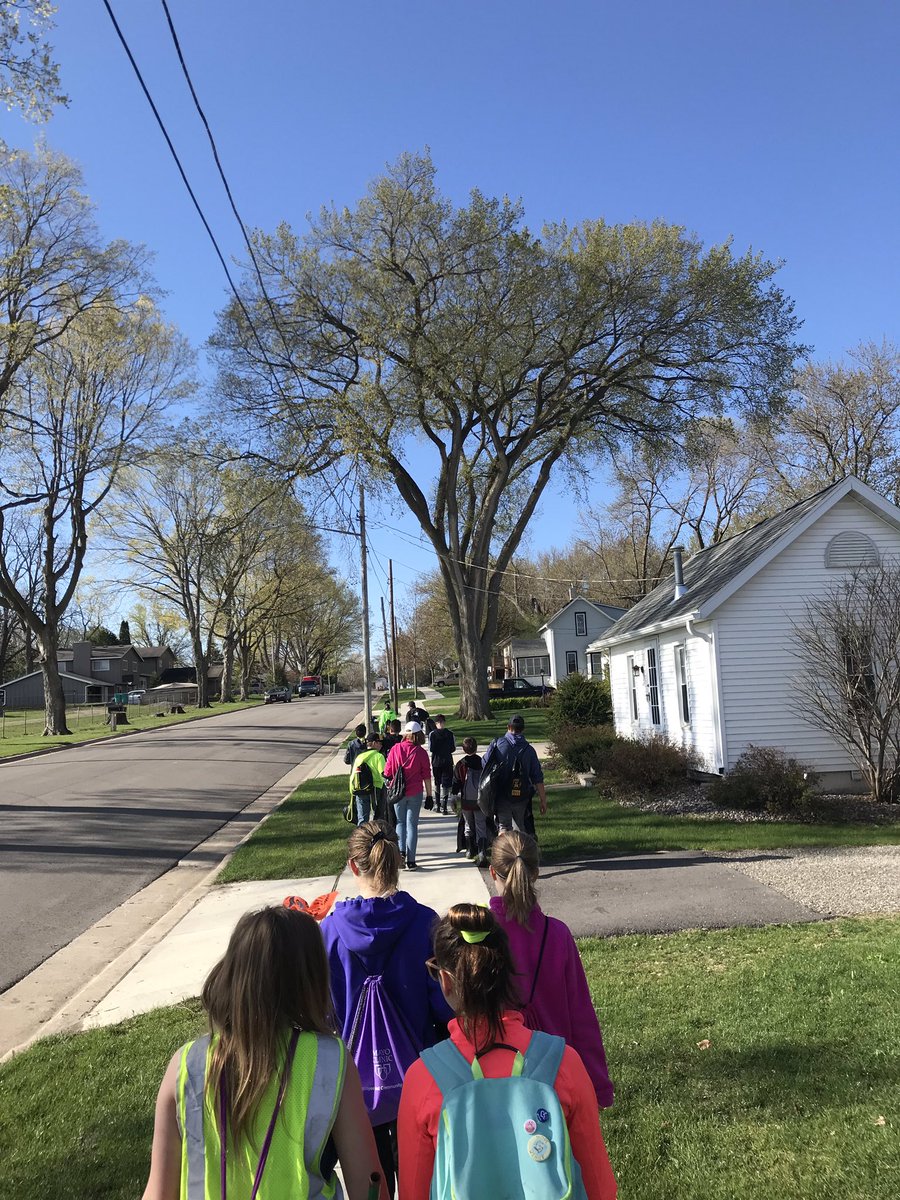 Pat_McCarthySC's tweet photo. #2019CommunityServiceDay  @ByronMSBears https://t.co/66BmYrrKM4