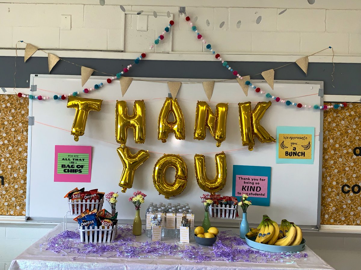 SummeRayl's tweet photo. Happy Teacher Appreciation Week to all my pun-lovers at Project GO...
for the rest of you, my apologies😳☺️ #ProjectPuns #imlaughing #thatcounts https://t.co/msTtqAYdmU