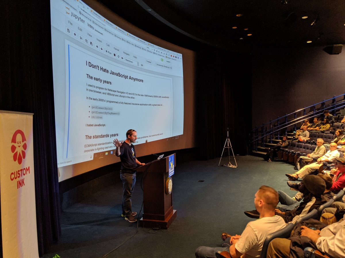 heycaseywattsup's tweet image. .@szul presenting &quot;I Don&apos;t Hate JavaScript Anymore&quot;

at @nationjs #nationjs