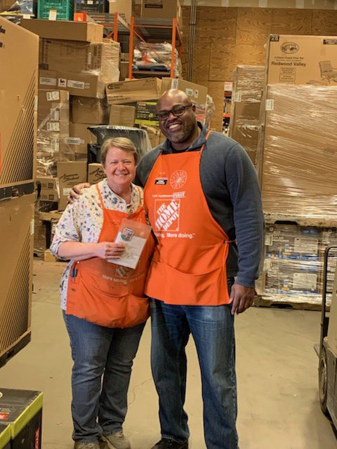 Just want to take time to recognize Receiving Associate  Lisa, Thank you for all your effort and positive attitude working our freight into the building and out to the shelves. Ps. that’s our seasonal that she just unloaded😃