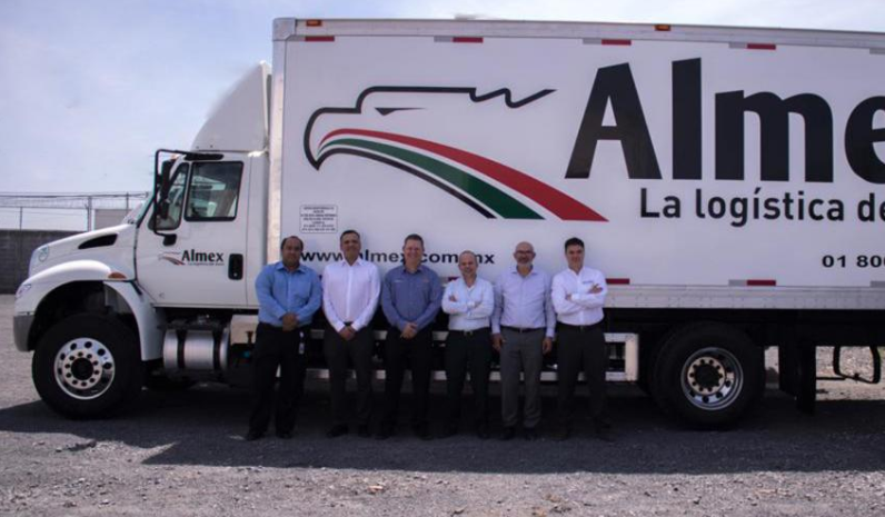 GrupoT21's tweet photo. 🚛#Terrestre: Fultra en avance constante, entrega unidades a Almex https://t.co/MRKINLnLwF

Por @DidierRT #GrupoT21 #Almex #Fultra #FruehaufDeMéxico #NavistarInternational https://t.co/hjjdDbmvsz