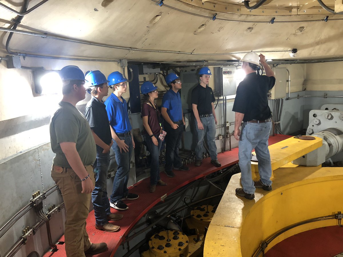 floydcoworks's tweet photo. Great day at Oglethorpe Power. Next up..interviews for internship!! @FloydCCA @FloydCoSchools @ModelHighDevils @ArmucheeHigh @CoosaHighSchool https://t.co/Fjd0kXZnea