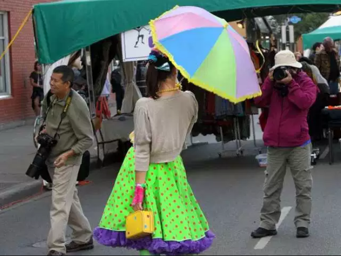 But #yegcc used to know how to support community, nurture new leaders and build something lasting. <a href="/artsontheave/">Arts On The Ave</a> is a great example, started in 2005.

Unfortunately, its city staffer retired last year in frustration. The current city work culture is too prescriptive and limiting