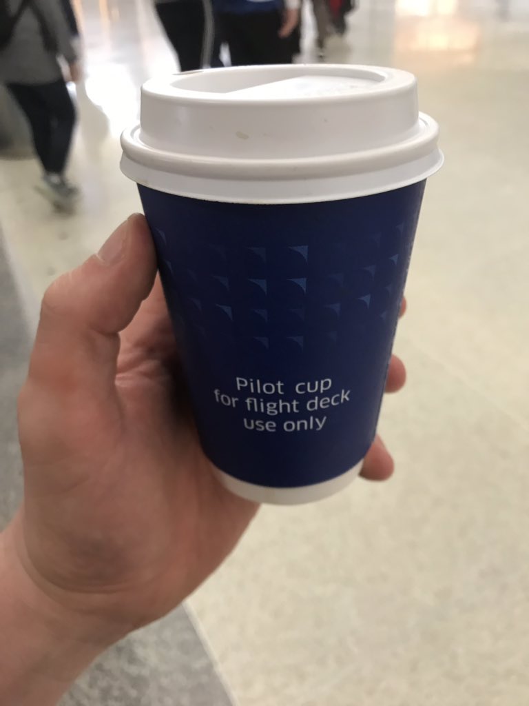 paul_winginit's tweet photo. Just landed in Newark from O’Hare with @united. Good flight with good breakfast. On leaving, the lead cabin crew grabs my attention and says “I noticed you didn’t get to finish your coffee sweetie, so here’s one to go”. And it had milk and two sugars - she remembered. https://t.co/MNWJuIxjy1