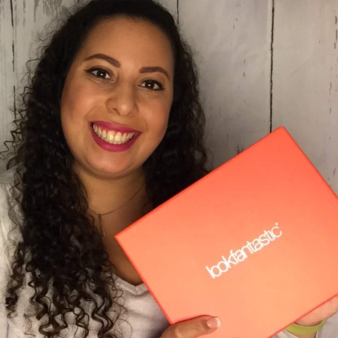 ALifeInHighDef's tweet photo. My latest @lookfantastic unboxing is up on my channel &amp; it’s a long one to include last month’s as well!
 https://t.co/e6PDIY83Dy
@bellapierre_uk #Polaaruk #MineTan @skinChemists #Wella @EmmaHardieUK #Mellowcosmetics #AvantSkincare @NAOBAY_UK #AHAVA @GrowGorgeous @balancemebeauty https://t.co/TcUSvLcgY4