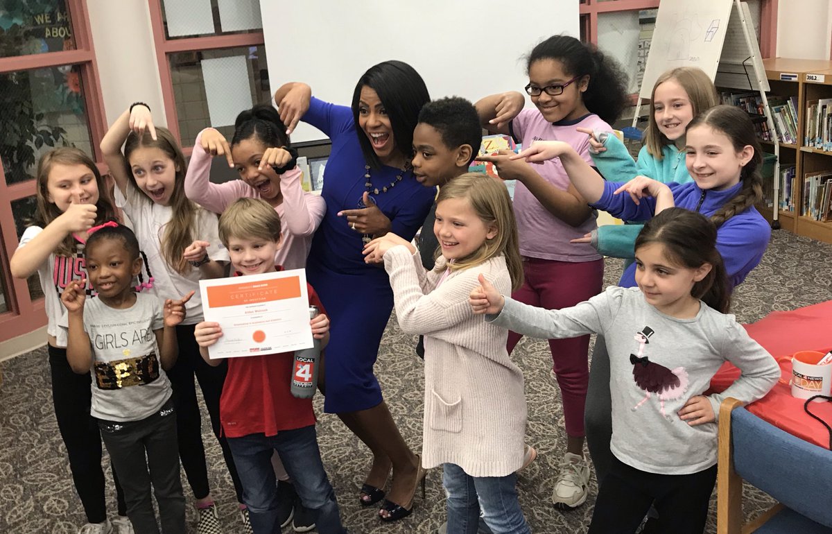 HWE_Hawks's tweet photo. Great visit this morning from @rhondawalker and @Local4News to celebrate the hard work of our favorite Ninja Warrior, Aidan! #Wleced #NinjasNeverGiveUp #BragBook @suzannekuhnhwe https://t.co/uqAkBIUjuH