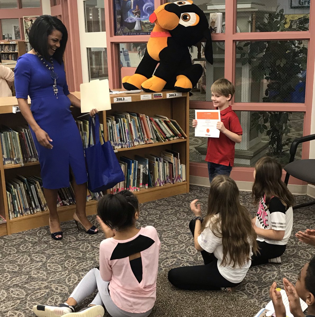 HWE_Hawks's tweet photo. Great visit this morning from @rhondawalker and @Local4News to celebrate the hard work of our favorite Ninja Warrior, Aidan! #Wleced #NinjasNeverGiveUp #BragBook @suzannekuhnhwe https://t.co/uqAkBIUjuH