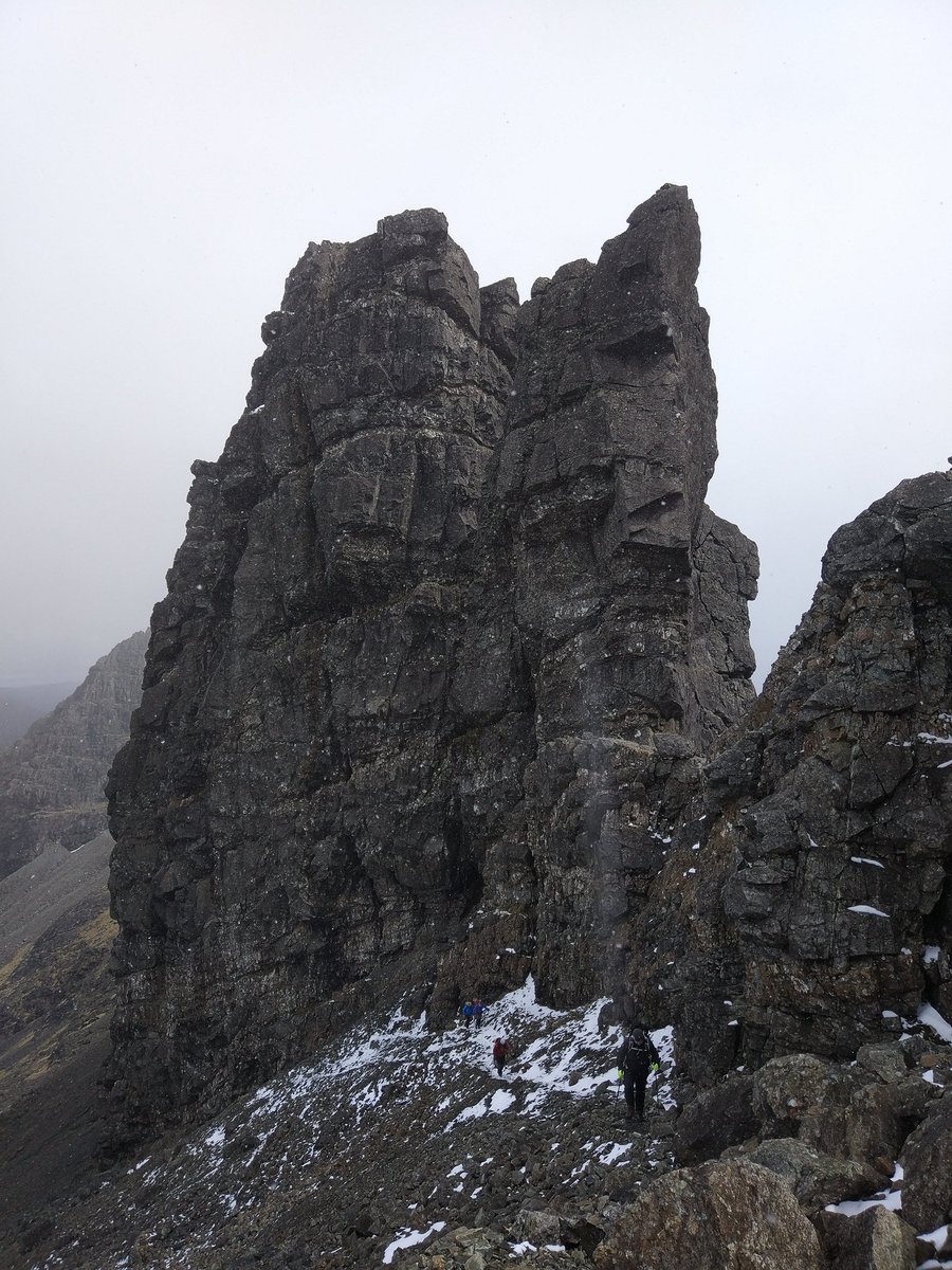 Ken Applegate (@westcoastguides) on Twitter photo Final two days of our Skye Munros Course, six more Munros bagged.
westcoast-mountainguides.co.uk/skye-munros-co…
<a href="/lowealpine/">Lowe Alpine</a> <a href="/the_AMI/">The AMI</a> <a href="/Trollclimbing/">Troll Climbing</a> #Munros #Skye #mountaineering Final two days of our Skye Munros Course, six more Munros bagged.
westcoast-mountainguides.co.uk/skye-munros-co…
<a href="/lowealpine/">Lowe Alpine</a> <a href="/the_AMI/">The AMI</a> <a href="/Trollclimbing/">Troll Climbing</a> #Munros #Skye #mountaineering