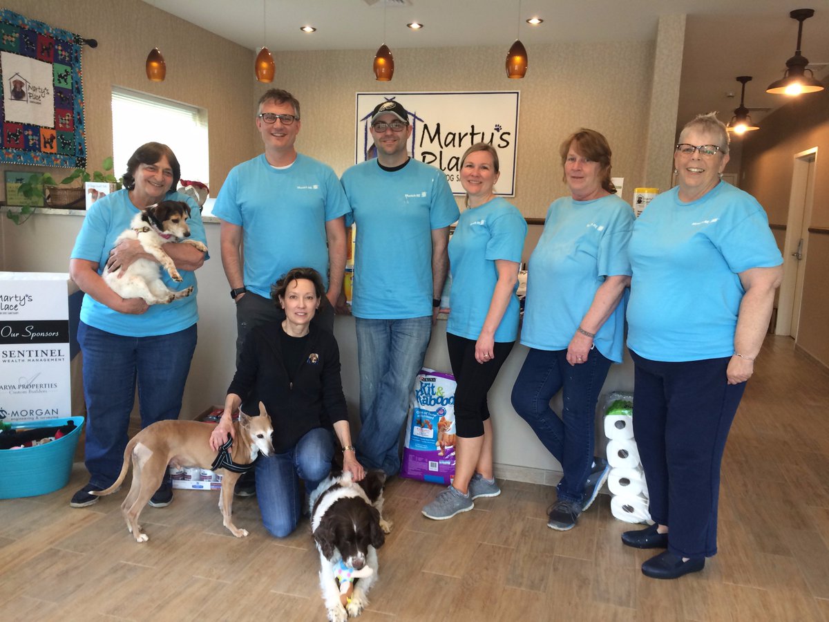 KathySully28's tweet photo. "Alone we can do so little; together we can do so much." Helen Keller. Proud of our group for #volunteering at Marty's Senior #Dog Sanctuary. #dayofservice #community #givingback #FridayFeeIing #FeelGoodFriday @MunichRe_US @Maureeninno @aroth1116 @LibmanMax https://t.co/K4TXS5rqKf
