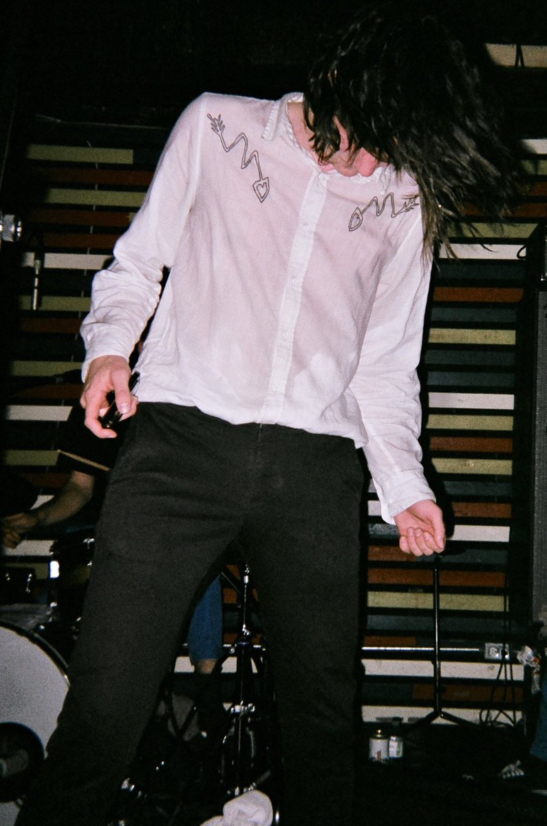 hauntdyachtclub's tweet image. posting the last of my film from @themurlocs because i’m nostalgic and this show was one of the best times of my year 💫