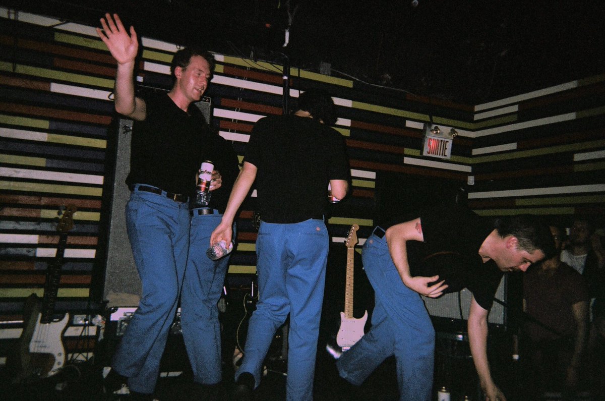 hauntdyachtclub's tweet image. posting the last of my film from @themurlocs because i’m nostalgic and this show was one of the best times of my year 💫