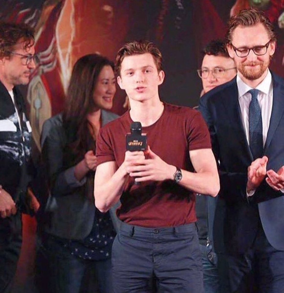noyasjoon's tweet photo. tom holland wearing a t-shirt tucked into suitpants is the most attractive concept https://t.co/nzL3hwcqrf