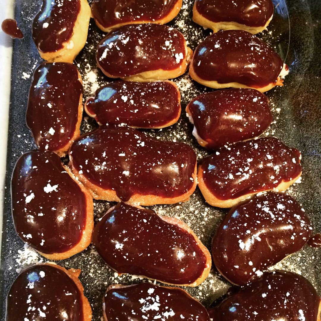 Rachel_Lutz8's tweet photo. My daughter’s school project requires her to make something off the Titanic menu. When she told me she chose #chocolateeclairs I figured she should probably do a trial batch! 😂. #myfavouritefood #influenstereats  @influenster.eats #MyFavoriteFood https://t.co/JrbdtQO2Fs