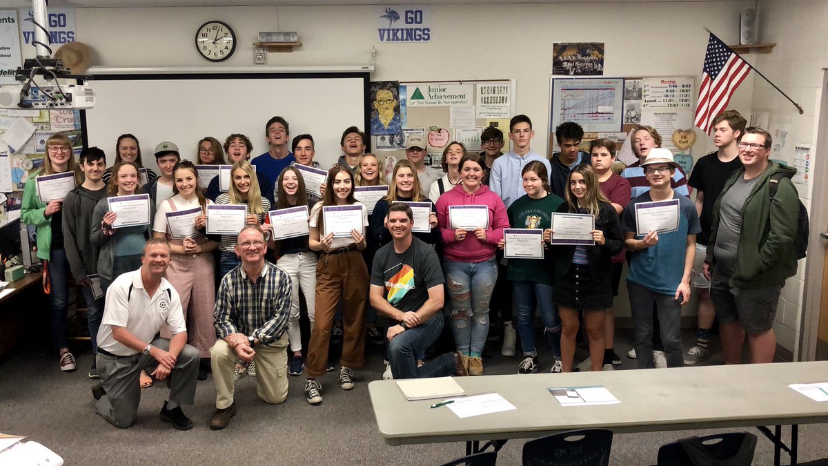 LandenGarner's tweet photo. Had a great time volunteering and teaching the @JAofUtah financial program to the incredible students of @pghighschool https://t.co/wgVl8iix9e