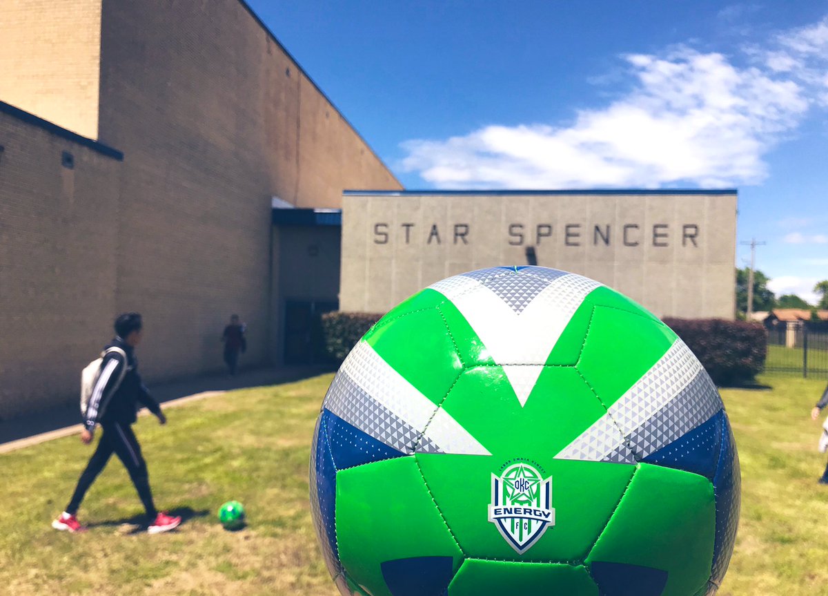 Friday ball drop at Star Spencer High School. #EnergyAssist <a href="/energyfc/">OKC for Soccer</a> <a href="/okcps/">OKC Public Schools</a> #ForCityAndClub <a href="/starspencerhs/">Star Spencer HS</a>