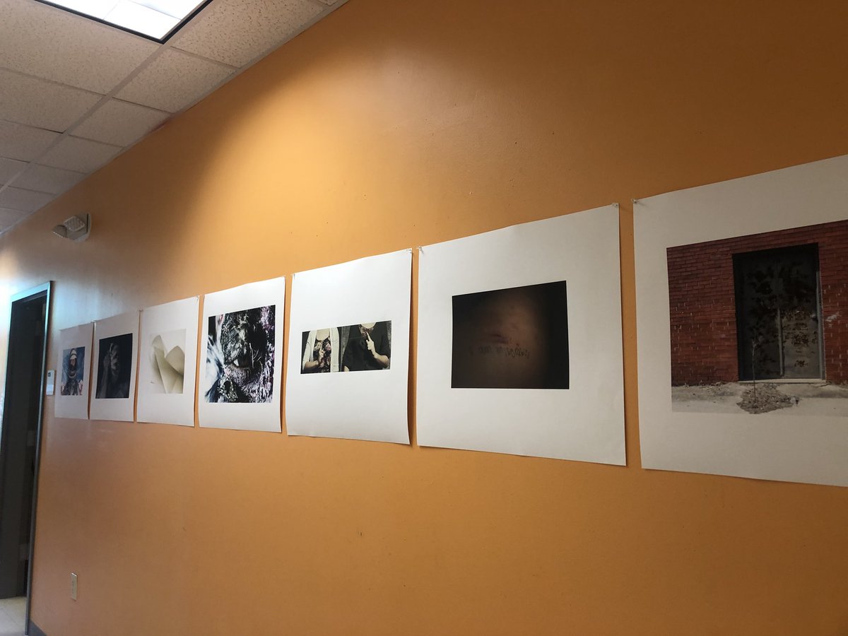 MoroneyGrace's tweet image. The senior projects on display are breathtaking examples of the kind of artists that @Elon_Arts fosters. #seniorportfolio #maingallery