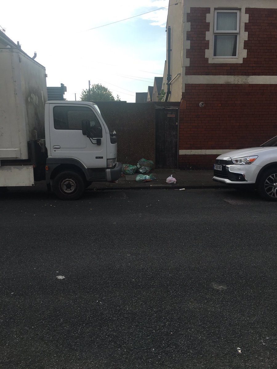 keepcathaystidy's tweet photo. Just a reminder the May pick to round off spring clean Cymru is 10am tommorrow at the pedestrian area next to st Monica’s school.  All kit provided. Come and meet some neighbours and keep your community clean (sadly needs it walking around tonight) https://t.co/1wbvMFMjl6