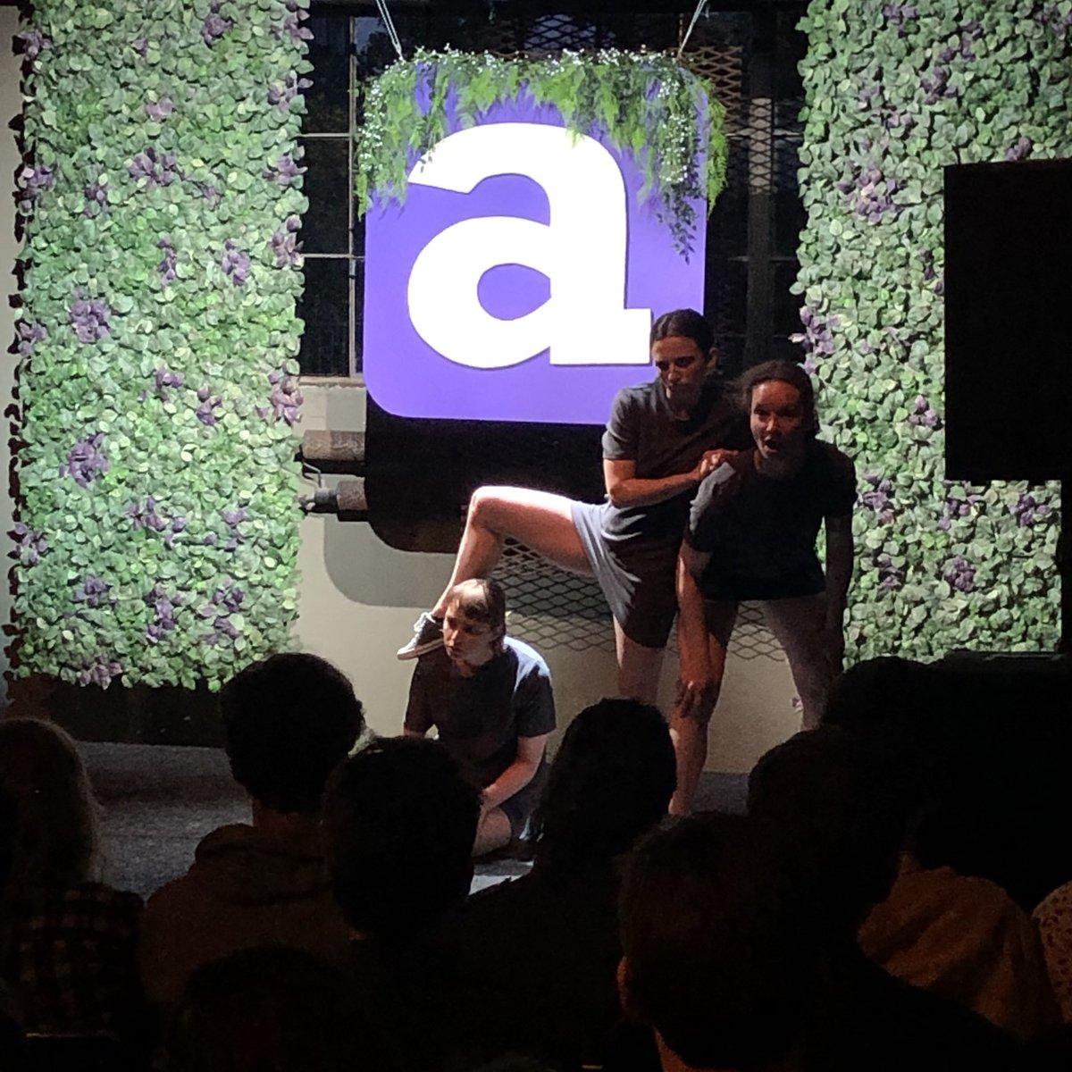 Aangeschoten Wild tweet media