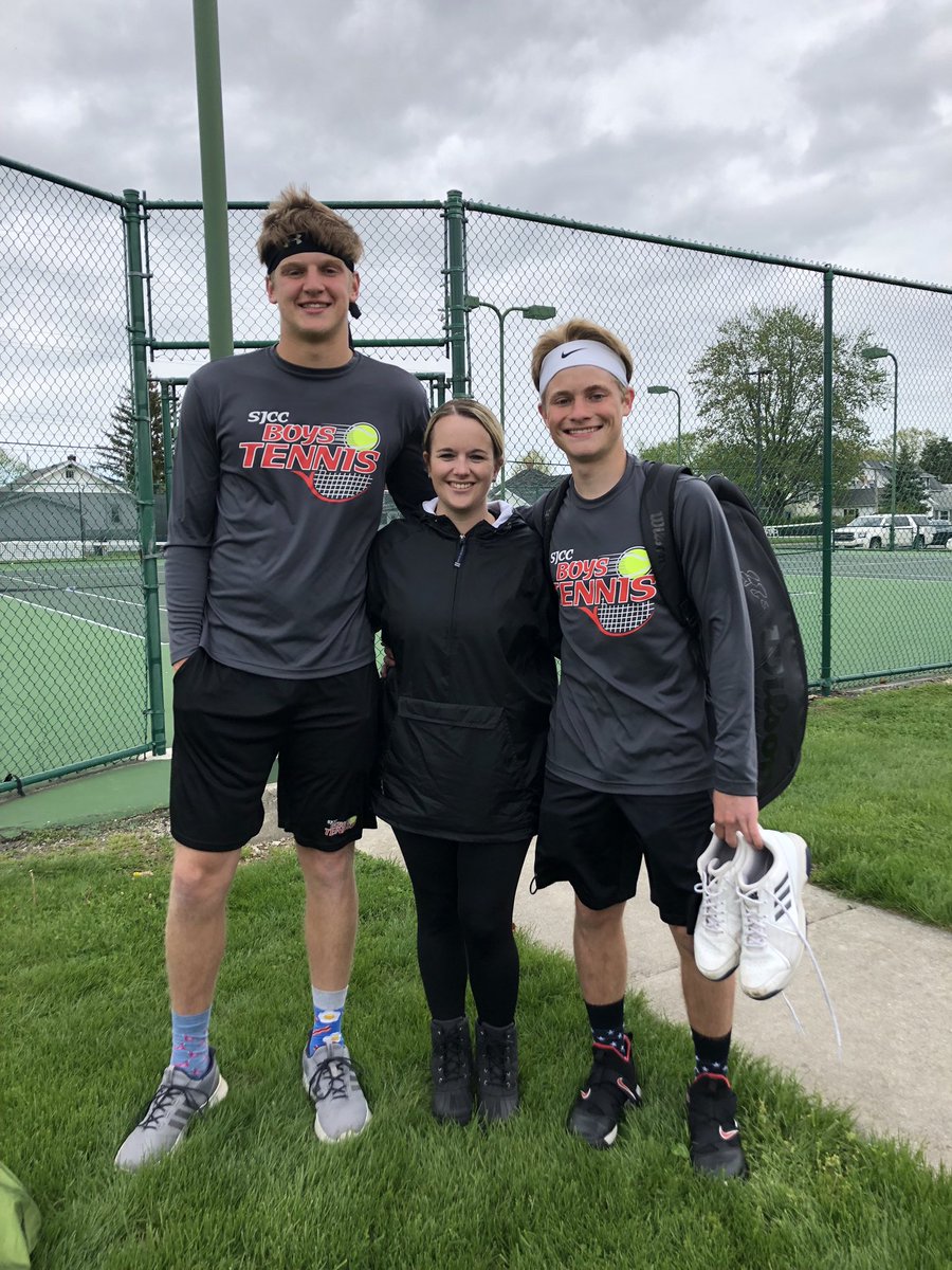 chase_harr20's tweet image. DISCTRICT BOUND!! 🎾🏆