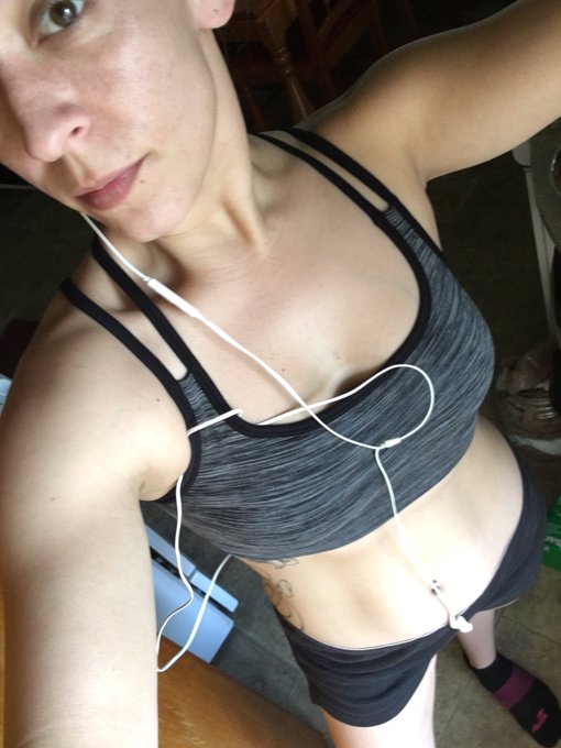Mowing grass again today. &amp; I wonder why my neighbors aren&rsquo;t soo friendly; fuck em lol. Too hot for clothes<a href="/tag/yardwork"class="tags"><span>#yardwork</span></a>