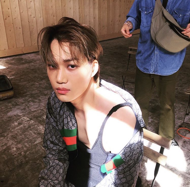 jonginpic's tweet image. HES SO BEAUTIFUL AND ANGELIC 👼🏻✨