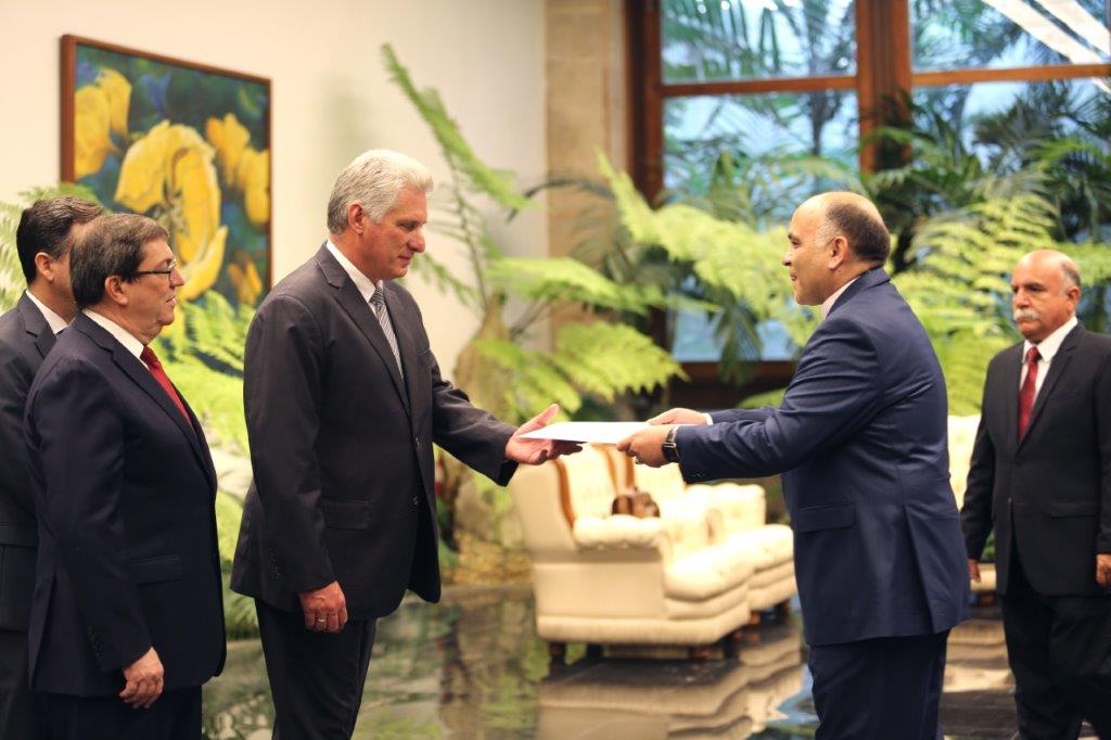 Cuban President receives ambassadors´ letters of credence. 