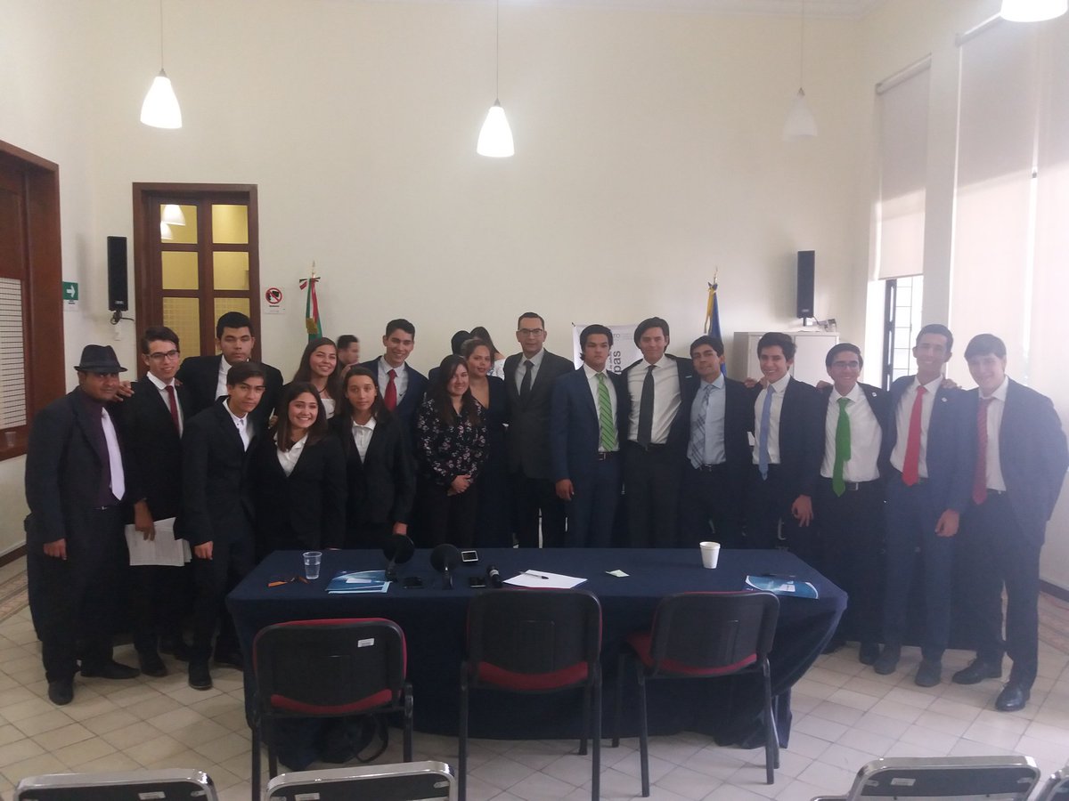 MarAdentroAC's tweet photo. Concluyó el primer debate de Semifinal en #Interprepas2019.

Continuamos en @ContraloriaJal para conocer a los finalistas. 
#DebatirEsTrascender #ContigoContraloría https://t.co/IJpHr4tAqR