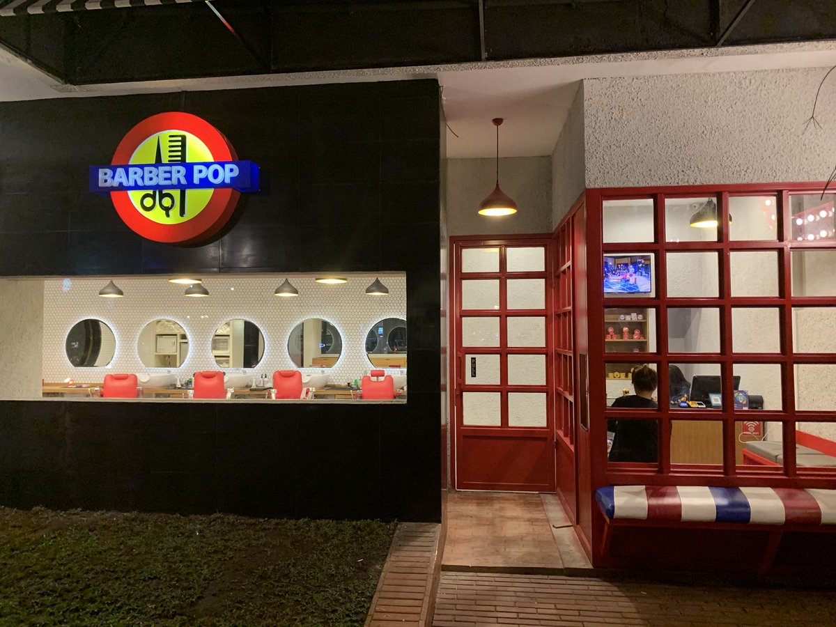 BARBER_POP's tweet photo. 💈Barber Pop Dago Jl. Ir. H. Djuanda No.59 Bandung | For More Info Please Call : ☎️ 02220547798 |📱 +62812 20519702 |#barbershop #barbershopbdg #bandung #dago #barberpop https://t.co/d64vHVa36x