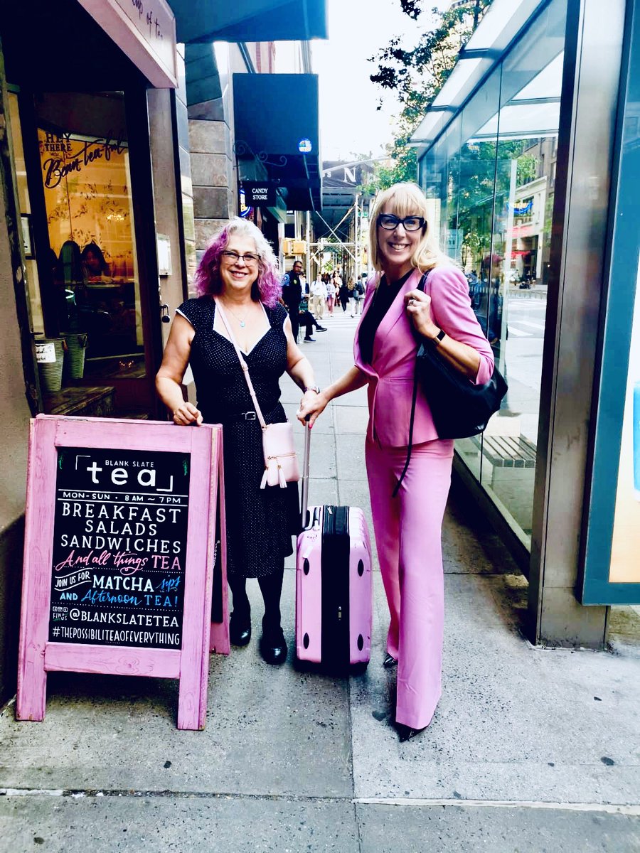 CarolineBinc's tweet image. Love this photo with @debraruh in NY this week as we dragged a pink suitcase full of her books “Inclusive Branding” to ⁦@500Valuable⁩ ⁦@Omnicom⁩ ⁦@JanetRiccio⁩ event on Wednesday.  Talk about co-ordination ⁦@KateNashOBE⁩ you would be proud of us 💜💕