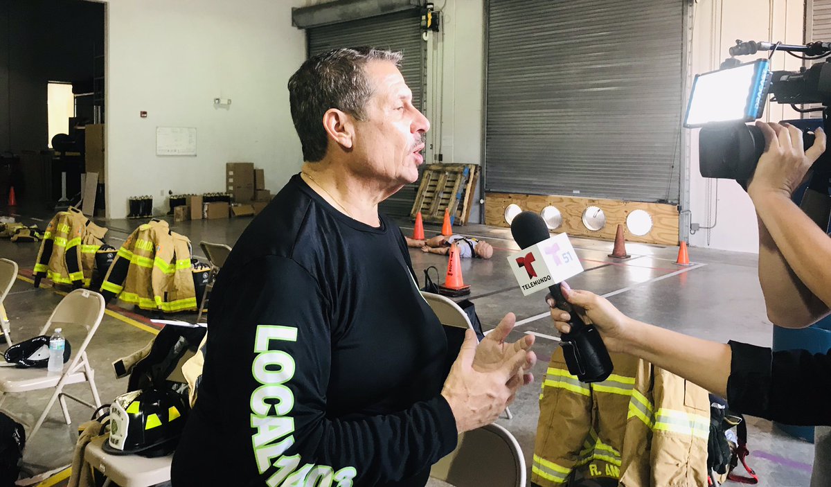 JosePepeDiaz305's tweet image. Great to join the Miami-Dade Fire Department at today’s #FireOps101 @MiamiDadeFire Rescue Training Center. The simulation shows the difficulties firefighters encounter when trying to save lives. #Local1403