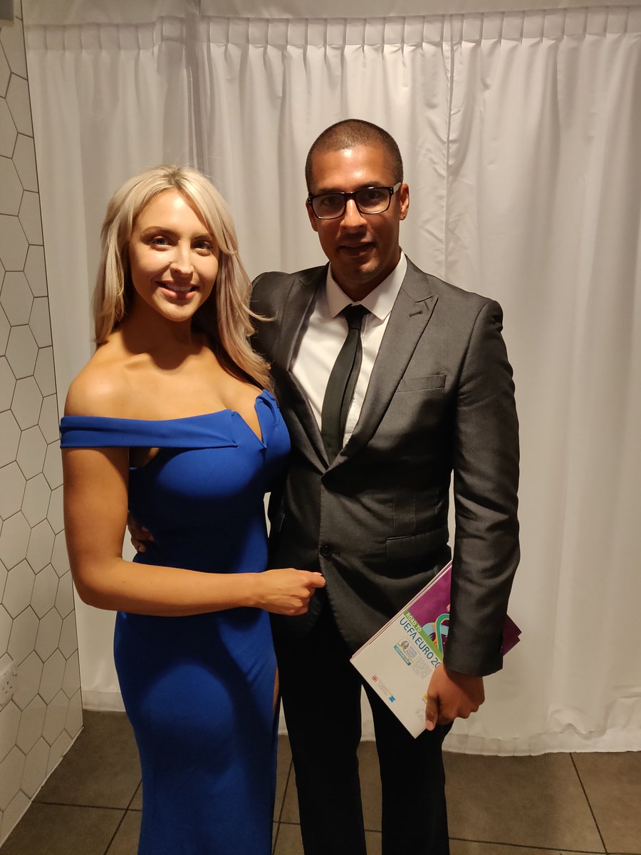 GuyandDore's tweet photo. Met the lovely @elj90 last night at @TheFBAs. Did a great presenting job in a room full of pint drinking football men & women. Gorgeous with personality & also had time to speak to everyone. #Gorgeous #presenter #TheFBAs https://t.co/77f2sSSZtl