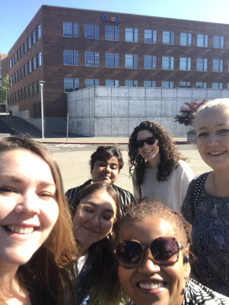 gonzlaur's tweet image. Just got to @Google to meet with a team of women who are gifting us their time to talk about #ux #wocincomputing @faniaeste @njoying @Bibhushanaa