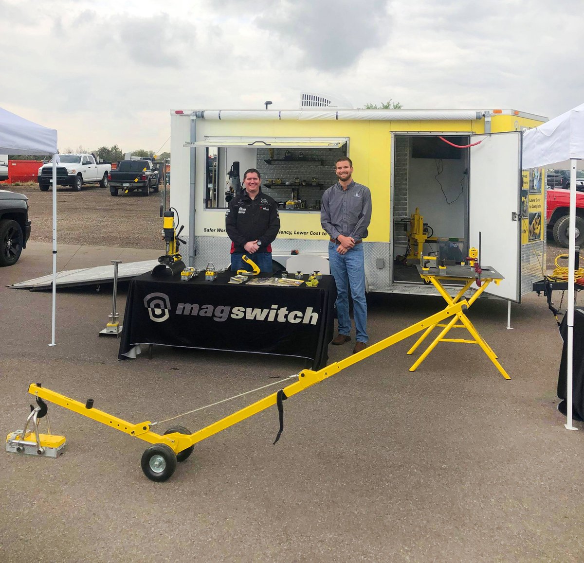 Magswitch_Tech's tweet photo. All of that yellow sure looks good! Check out our guys at the Buckeye Welding Supply Company open house! https://t.co/ONcfrtiNsA #Magswitch #tools #ProTools #welding https://t.co/B107ig2bmN