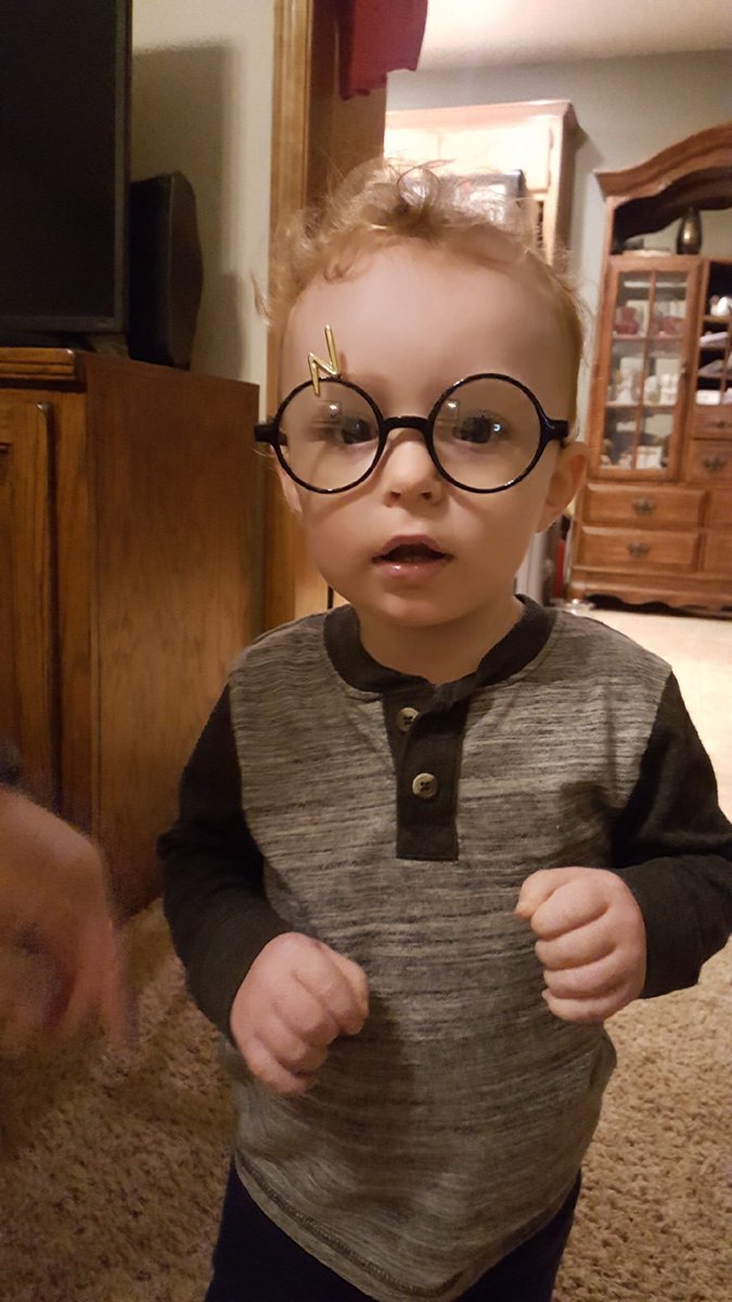 bdhvb's tweet image. Harry Potter Jr? @JessicaHeaton91 #grandson ⁦@alysonjones03⁩