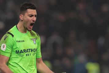 TS_Lounge's tweet photo. Lazio's Albanian Thomas Strakosha (24) is another who has established himself in Serie A over the previous two season and has outperformed his defence over his 34 appearances this season. Another giant at 6ft 4in, he is very agile for his size. https://t.co/CXwSuDFmsC
