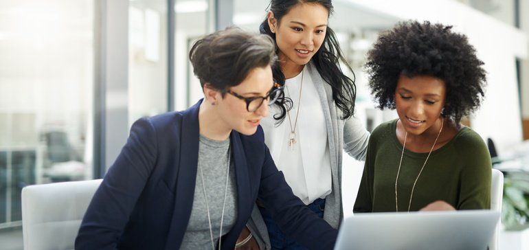 hugoproduct's tweet photo. Survey: 25% of women in tech say they're talked over in meetings https://t.co/gUSHozRCq9 via @hrdive #genderequityintech #voicehasnogender https://t.co/lI8I29uxdl