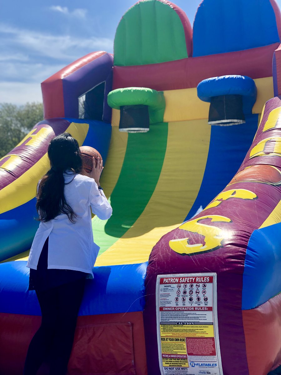 nyit's tweet photo. It may be time for finals, but our students took a little study break to enjoy #NYITMayfest. https://t.co/eIkDBy9wJA https://t.co/cSDAAZOcBm