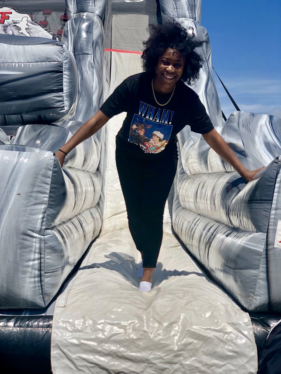 nyit's tweet photo. It may be time for finals, but our students took a little study break to enjoy #NYITMayfest. https://t.co/eIkDBy9wJA https://t.co/cSDAAZOcBm