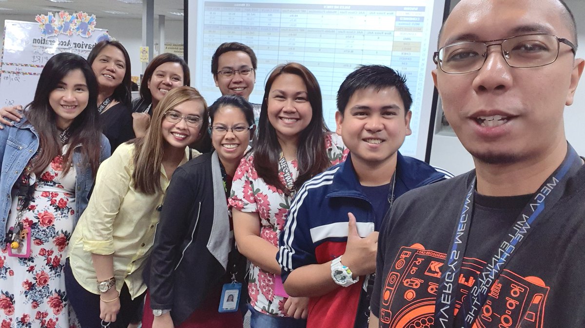 Kit_0501's tweet photo. #HappyFriday #GapClosure Getting our comittments and observations gor the day for VOC + Sales. VOC UP to the right direction! ---"Success… seems to be connected with action. Successful people keep moving. They make mistakes, but they don’t quit." #BYE #TuggleNation https://t.co/Ftp1FtF3U1