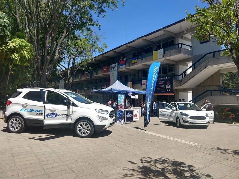 NegomarketCUCEA's tweet photo. Les agradecemos a los patrocinadores oficiales del Negomarket Challenge 2019A @FordMX por habernos acompañado durante esta edición del evento.  #ViviendoElNegomarket
#NEGOMARKET2019
#FordCountryZoo https://t.co/9Swz2Pm9VM