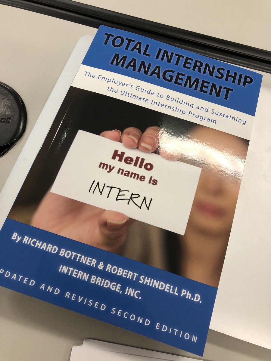 Excited to learn more about the value of a strong internship management program today with <a href="/Internbridge/">Roshana</a> thank you <a href="/RobertShindell/">Dr. Robert Shindell</a> for visiting U of Redlands #internshipsarecritical