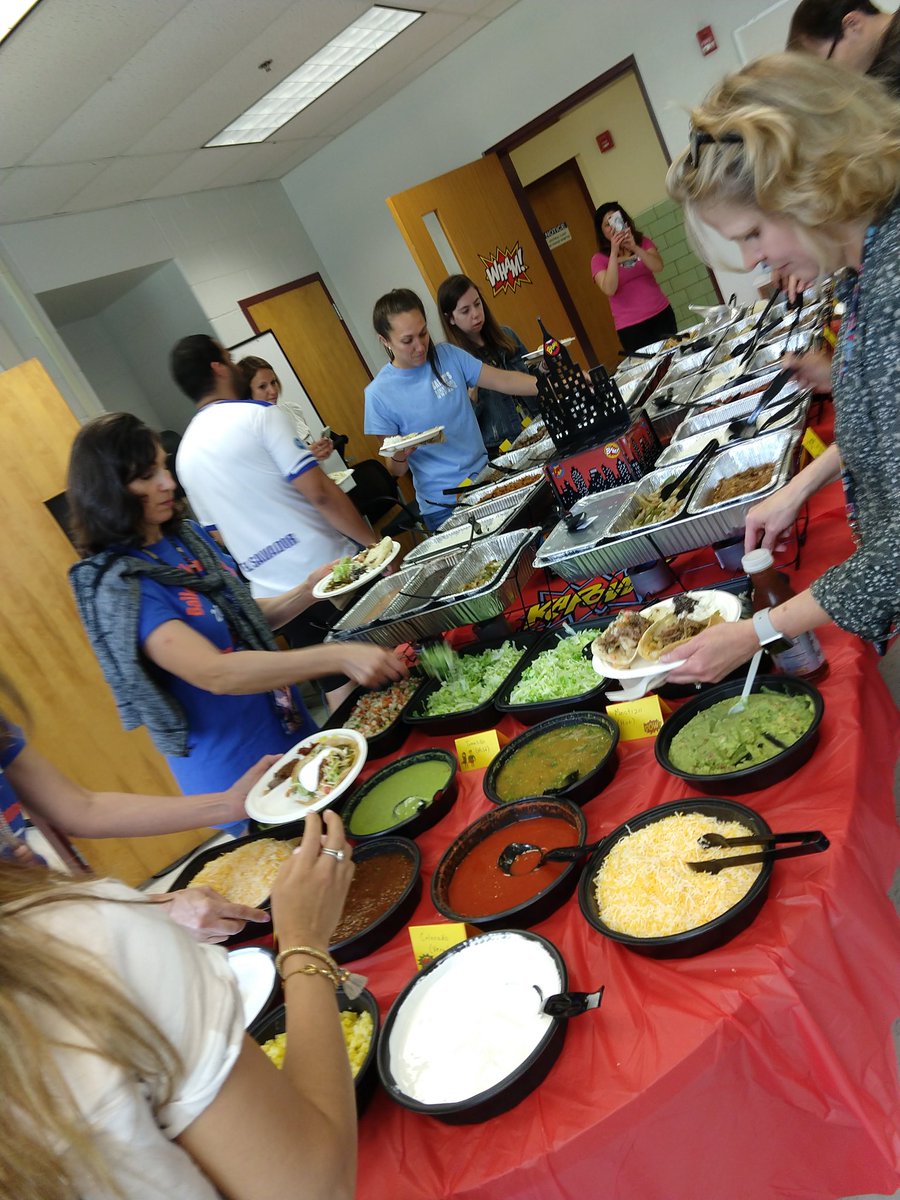EarlyEdEgan's tweet photo. Thank you @Baileys_PTA for the delicious Teacher Appreciation taco luncheon! https://t.co/pG8uW5Ud3o