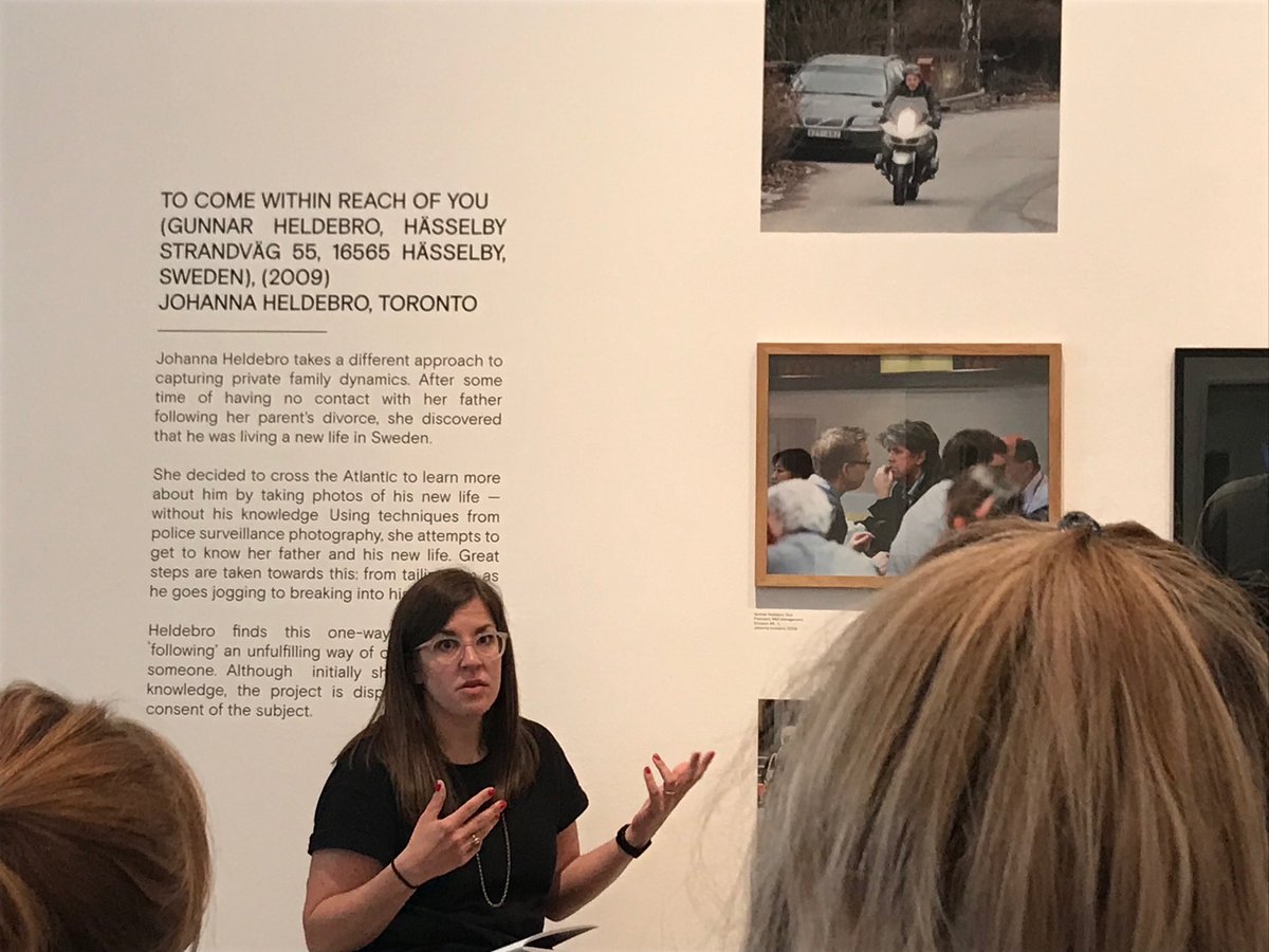 The excellent Johanna Heldebro delivering a fascinating talk on her work ⁦<a href="/OpenEyeGallery/">Open Eye Gallery</a>⁩ #Kinship exhibition