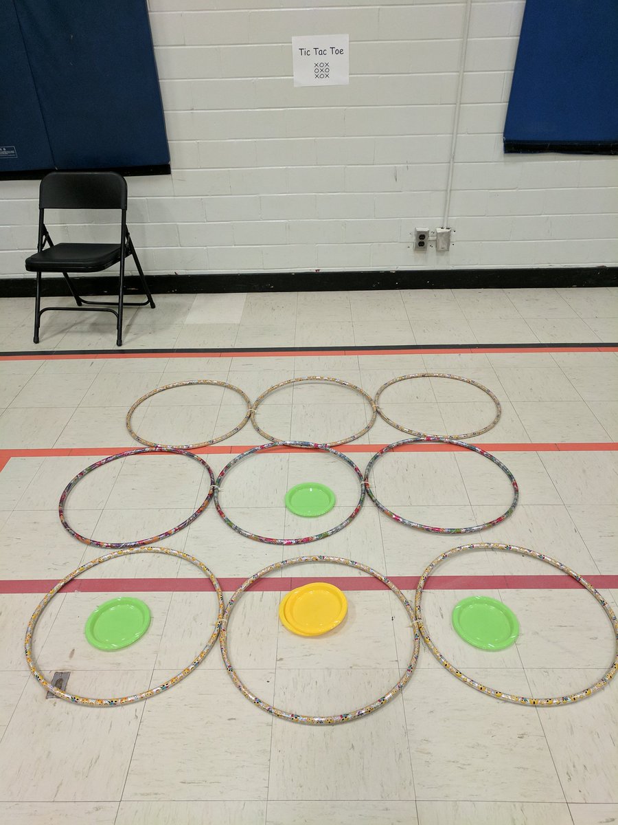 MarleneWasko's tweet photo. Our final Learning for Breakfast was fun and delicious! Our feature book was 10 Black Dots. @KnollwoodPark1 #math #Kindergarten #parentengagement https://t.co/3wwKPqsfWb