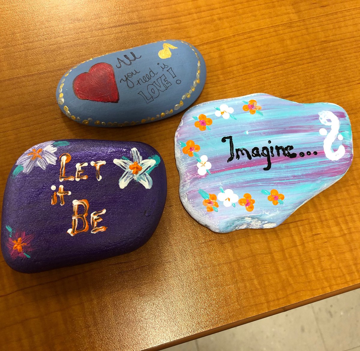 Kindness rocks Beatles style!!inspirational visionaries ⁦<a href="/GELAgranderie/">GELA Grand Erie</a>⁩ ⁦<a href="/GEDSB/">Grand Erie District School Board</a>⁩