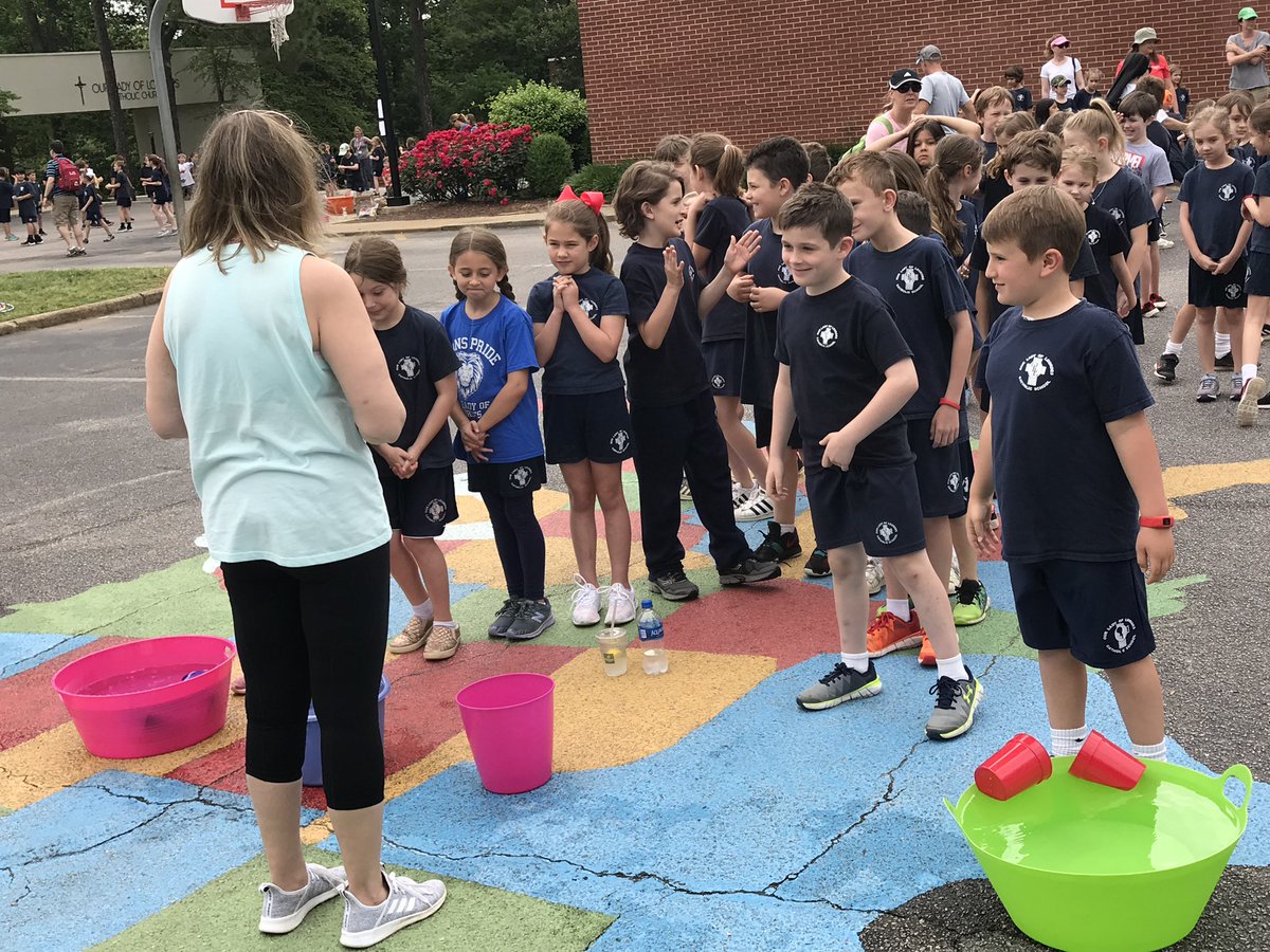 OLLSRaleigh's tweet photo. Field Day FUN! Thanks to all of our volunteers who helped make this a GREAT day for the students! #ollsraleigh #catholicschool #fieldday https://t.co/4JWocDgY3D